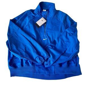 Nike Sportswear Collection Oversized Twill 1/4 Zip Top